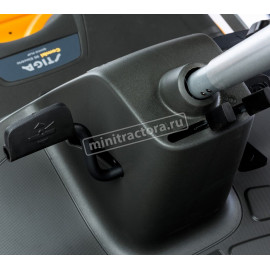 Снегоуборочный райдер Stiga Park 220